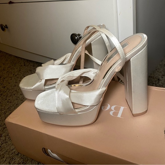 Be Mine Margot platform heeled sandals in Ivory Satin - Picture 5 of 6